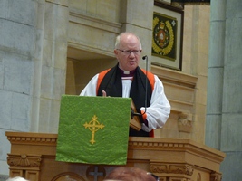 Archbishop Richard Clarke addresses the MU service.